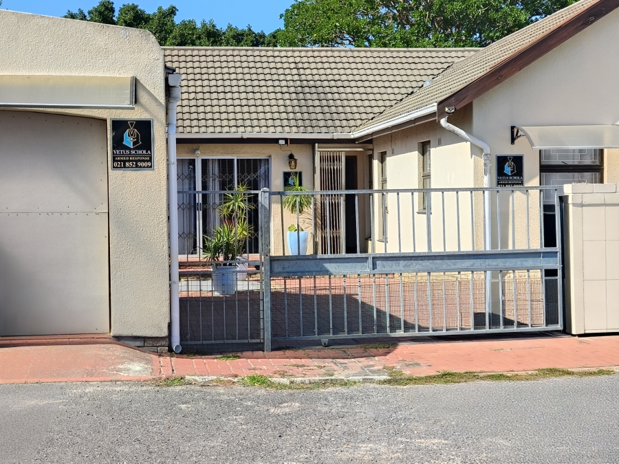 3 Bedroom Property for Sale in The Palms Western Cape